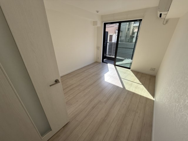 プルメリア阪大前の居間・リビング