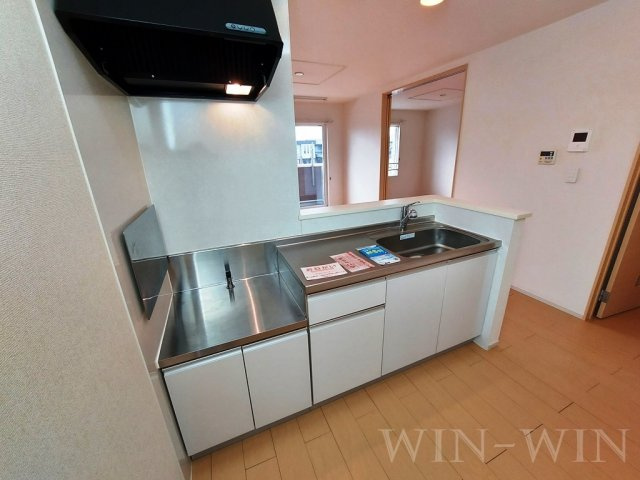 エバーラスト WESTのキッチン