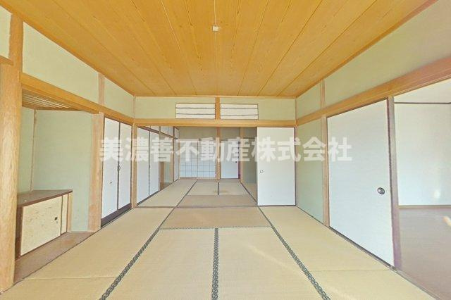 ６６０８７　岐阜市又丸中古戸建て（事務所付き）の和室