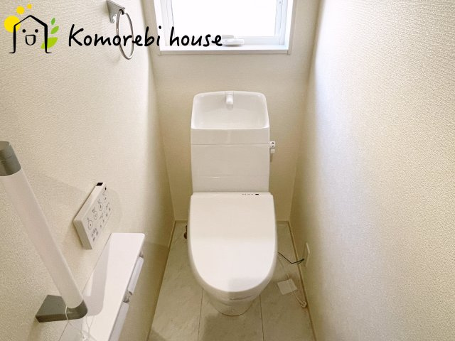 鴻巣市鴻巣第2　新築一戸建て　リーブルガーデン　01のトイレ|トイレです