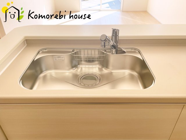 鴻巣市鴻巣第2　新築一戸建て　リーブルガーデン　01のキッチン|キッチンです