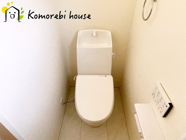 鴻巣市鴻巣第2　新築一戸建て　リーブルガーデン　01のトイレ|落ち着いたトイレです