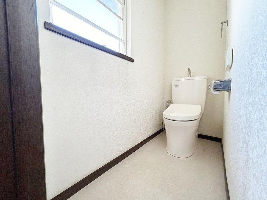 泉区緑園1丁目 中古戸建 5780万円のトイレ