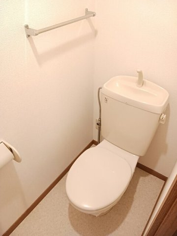 プラザ・ヴェルデ　Ａのトイレ