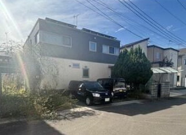 中古戸建　小山市出井の前面道路含む現地写真