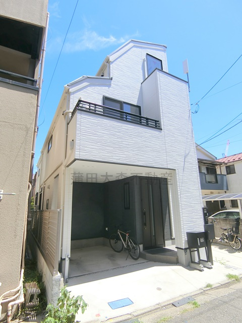 Kolet蒲田#11の外観|2023年5月築　木造地上3階建て　東京都大田区西蒲田1丁目　
JR京浜東北線蒲田駅徒歩12分