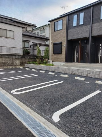 ロン　ボヌールの駐車場|駐車スペースもあります