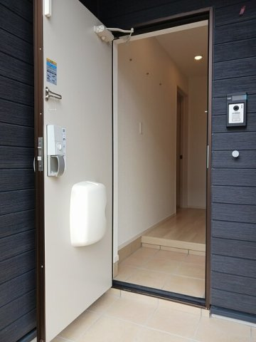 プランドールＡの玄関|ゆったりとした玄関です