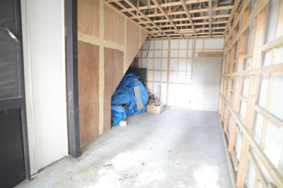 【居間・リビング】 | 習志野台２丁目貸店舗 | 現状引き渡し