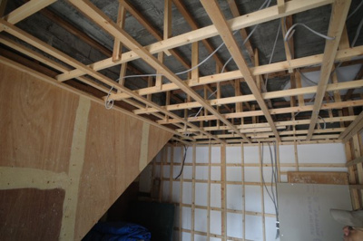 【居間・リビング】 | 習志野台２丁目貸店舗 | 電気配線済み