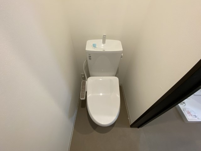 ジーメゾン東岩槻のトイレ
