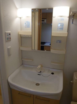 【独立洗面台】 | レ・ベント高円寺 | 嬉しい独立洗面台付き。