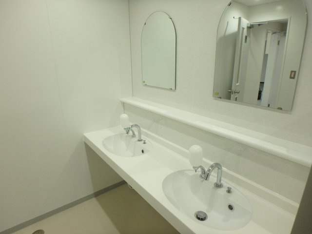 杏林ビルの洗面所