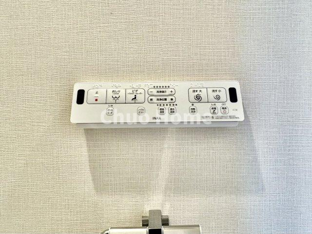 ウイン南千住エクシオンの内装|【ウォシュレット】清潔に使いたいお手洗いには最適な設備です。もちろんウォームレットも標準装備です。