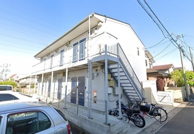 ＴＹ七里の外観