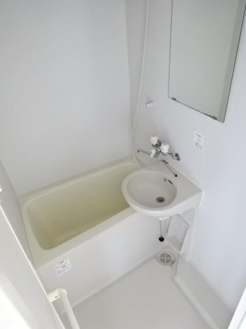 ＴＹ七里の浴室