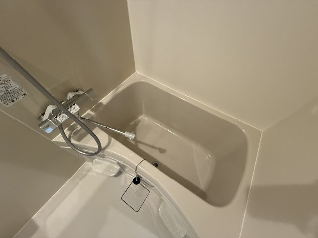 プルメリア阪大前の浴室