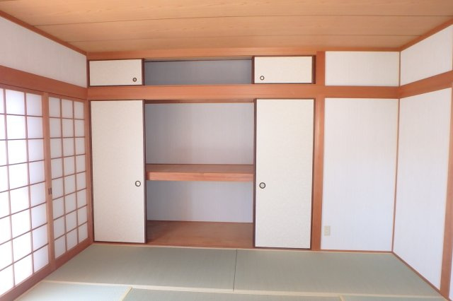 【和室】 | 門戸岡田町貸家 | ２階北側