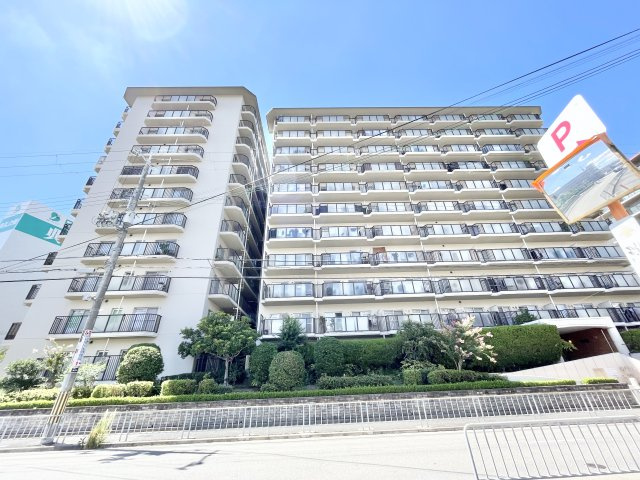 ローズハイツ香里園3号棟の外観|外観もきれいです