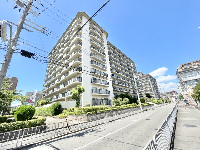 ローズハイツ香里園3号棟の外観|外はこのようになっています