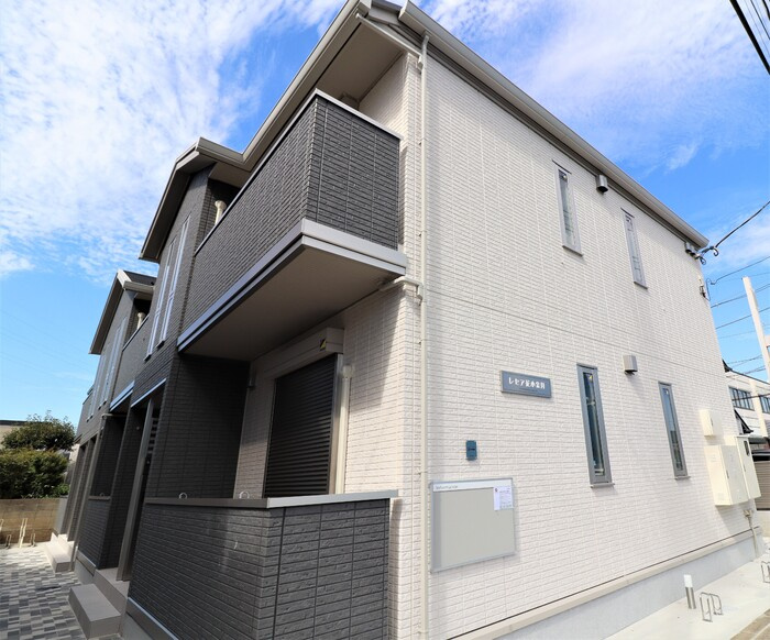 レセア花小金井の外観