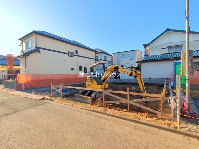 鴻巣市天神5丁目　新築一戸建て　ブルーミングガーデン　01