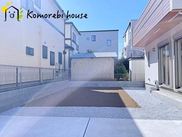 鴻巣市天神5丁目　新築一戸建て　ブルーミングガーデン　02の駐車場|撮影：'25/11/17