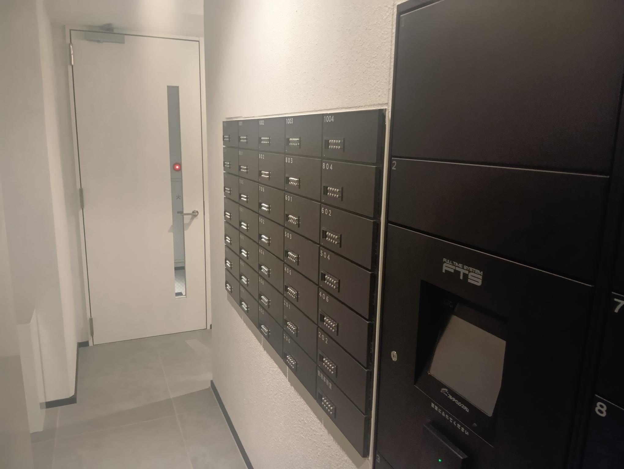 リビオメゾン西麻布のその他共用部分|メールボックス