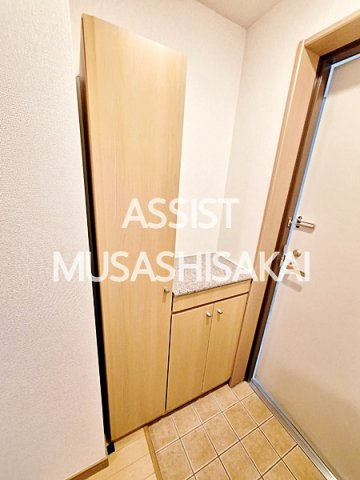 グランツ　モーデの玄関