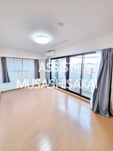 グランツ　モーデの居間・リビング