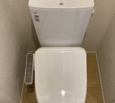 Lino Ageoのトイレ