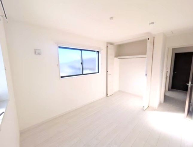 マイホームネクスト豊田美里２号棟の洋室