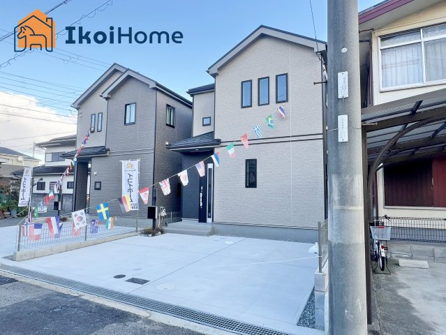 明石市二見町西二見　A号棟　新築戸建の駐車場|【ホームページに現地動画掲載中】●年中無休：当日予約可●弊社は契約前に新築戸建の住宅診断が無料です！