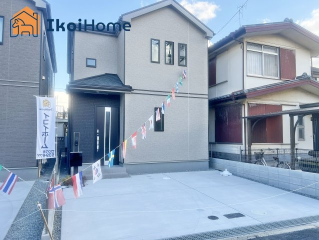 明石市二見町西二見　A号棟　新築戸建のエントランス|【ホームページに現地動画掲載中】●年中無休：当日予約可●無料送迎！最短10分でお迎えに向かいます！