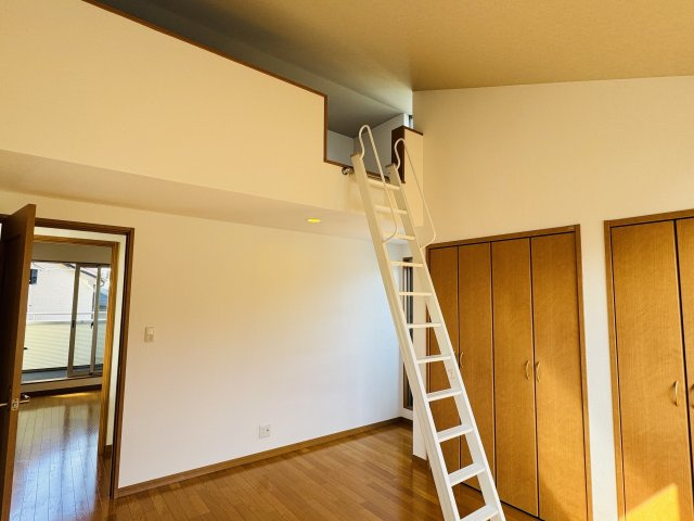 八王子市　元八王子町　中古戸建ての収納|～ロフト付き　季節モノの収納にも重宝します～