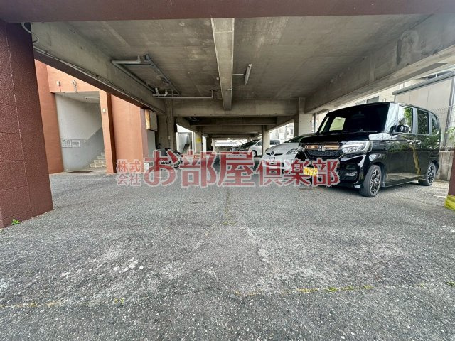 レイクヒルY'sの駐車場