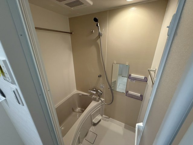 プルメリア阪大前の浴室