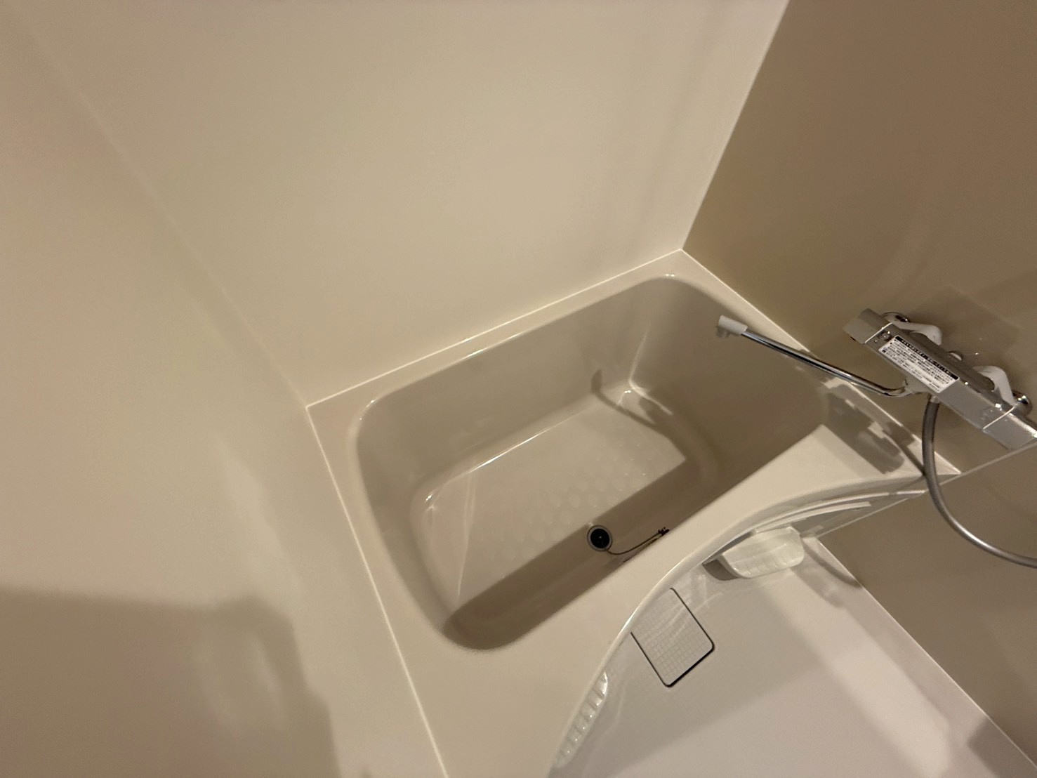 プルメリア阪大前の浴室