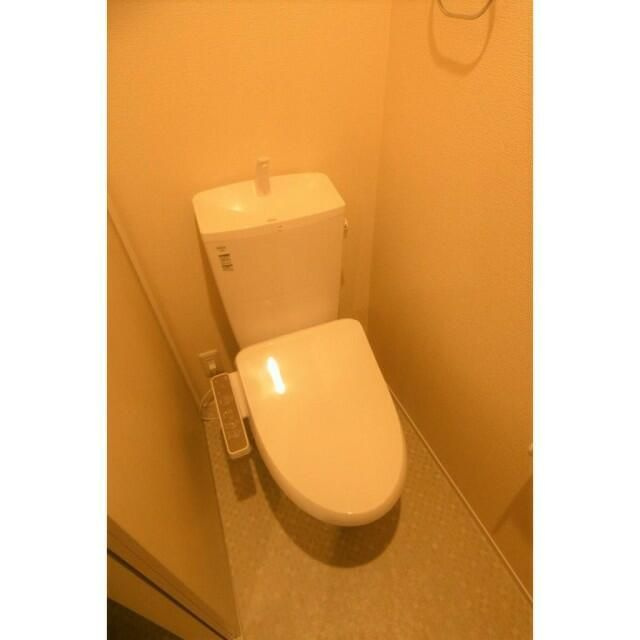 メゾン５３６のトイレ