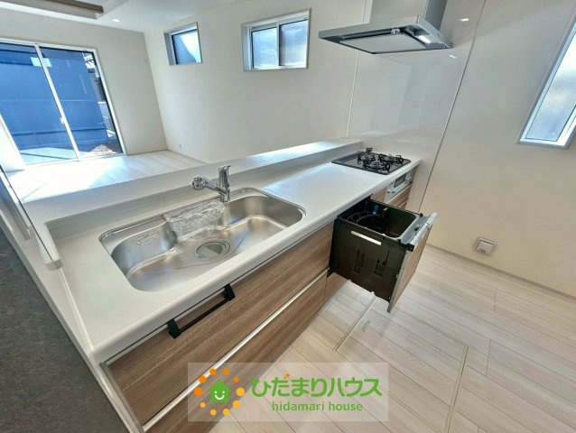 久喜市久喜東５丁目2期　新築一戸建て　01のキッチン