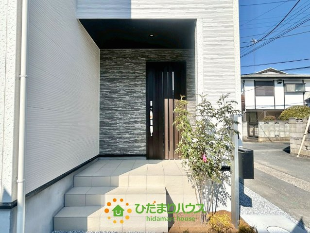 久喜市久喜東５丁目2期　新築一戸建て　01の玄関