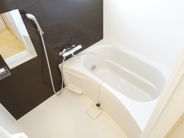 レジス飛鳥山公園の浴室|綺麗でオシャレなバスです！