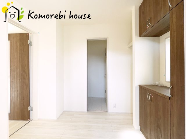 鴻巣市鴻巣第2　新築一戸建て　リーブルガーデン　03のその他|廊下です