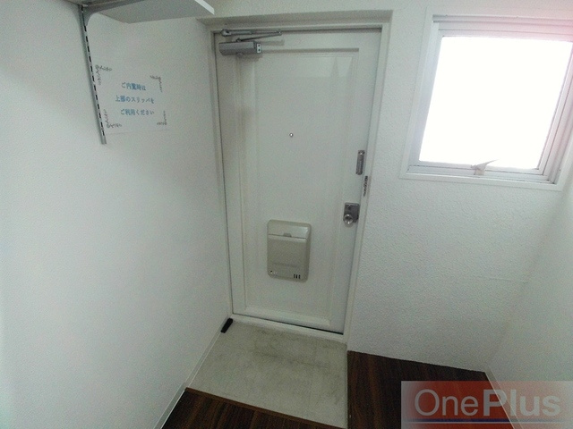 灘中央ビルの玄関