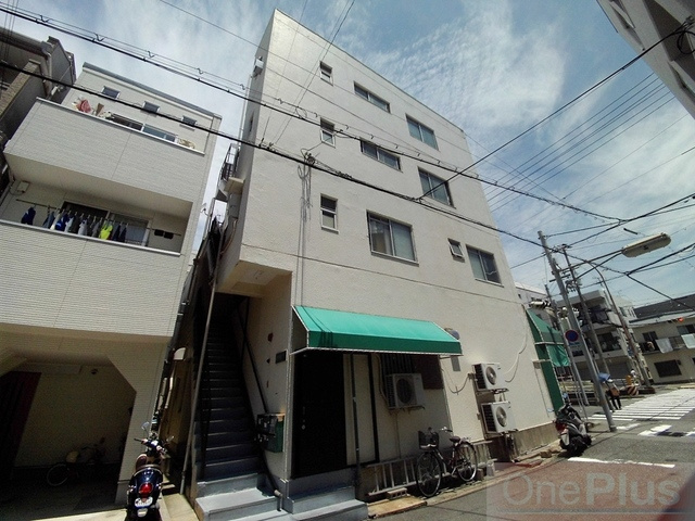 灘中央ビルの外観