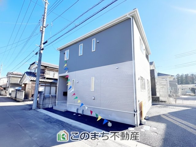 CRADLEGARDEN小山市間々田第11　1号棟の外観|本日ご内覧できます(*^^*)
お電話でのお問合せが非常にスムーズです！
現地直接集合のお待ち合わせも大丈夫です！
お気軽にお問合せ下さい(^^)/