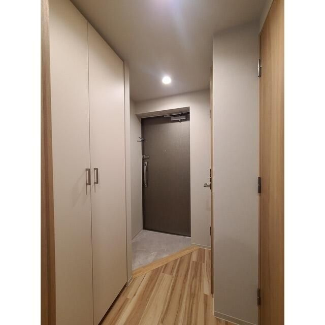 ウェルスクエアイズム千川Ⅱの玄関