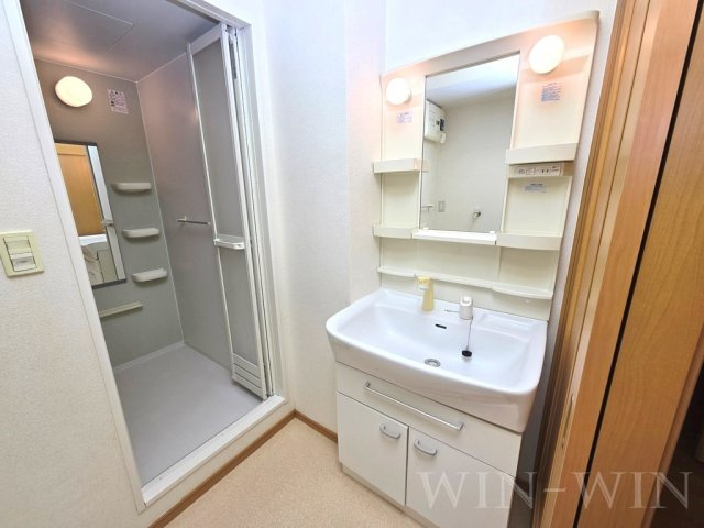 Fiore.Placido蘭の独立洗面台|イメージ（同建物内別部屋の写真です）