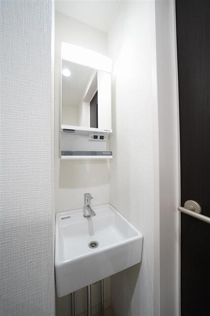 グランディール千住の洗面所