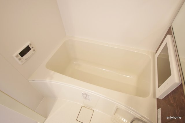 スプランディッド安土町　仲介手数料無料の浴室